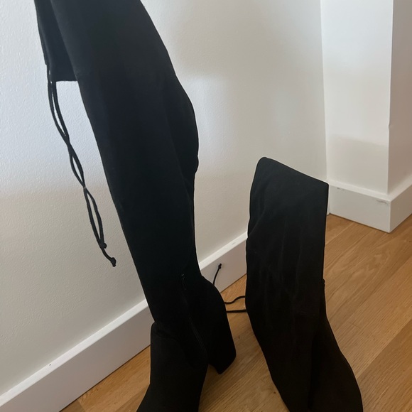 Unisa Black Thigh High Heeled Boots for Women - Picture 3 of 4